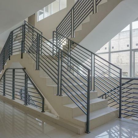 Residences By Reddoorz Near Mt Haryono - Minimum Stay 7 Days Jacarta Exterior foto
