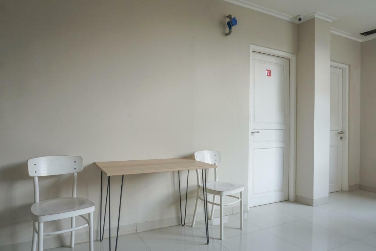 Residences By Reddoorz Near Mt Haryono - Minimum Stay 7 Days Jacarta Exterior foto